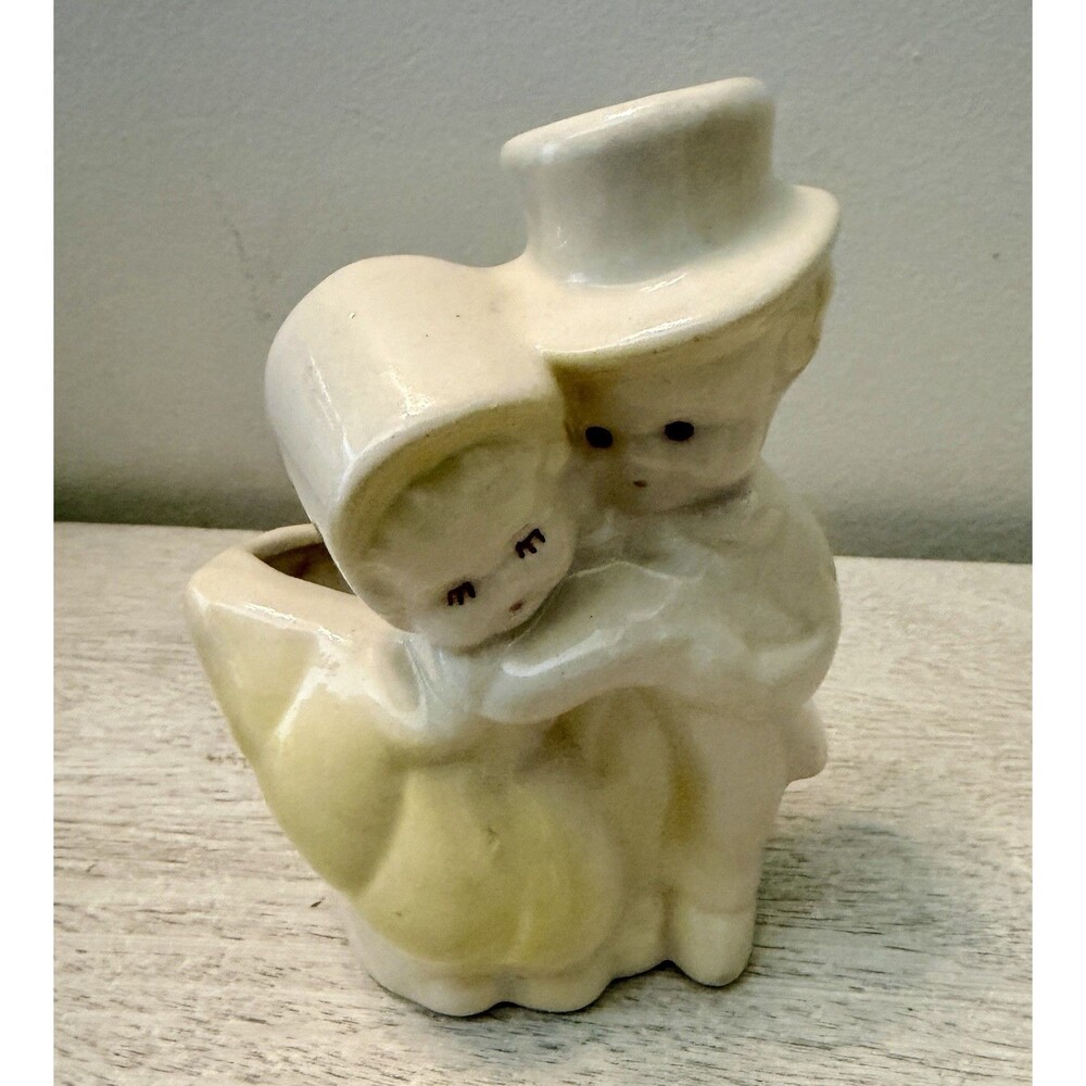 Vintage 1948 Courtship Couple Planter Vase Figurine Planter